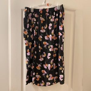 Dark Floral Long Skirt. Size X‎ (Plus Size).